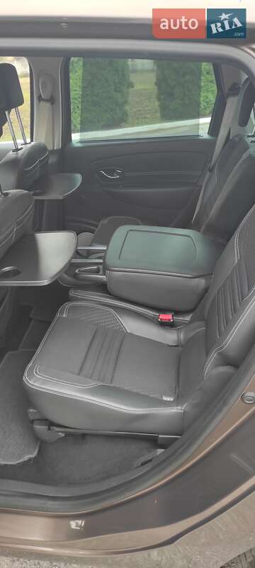 Минивэн Renault Grand Scenic 2016 в Дубно