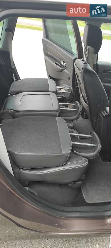 Минивэн Renault Grand Scenic 2016 в Дубно