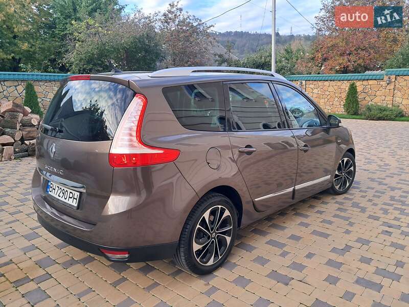 Минивэн Renault Grand Scenic 2013 в Могилев-Подольске