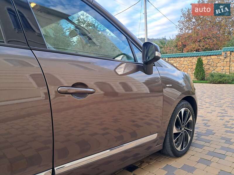 Минивэн Renault Grand Scenic 2013 в Могилев-Подольске