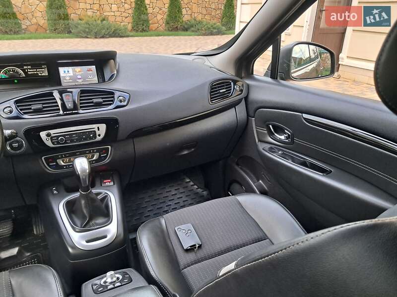 Минивэн Renault Grand Scenic 2013 в Могилев-Подольске