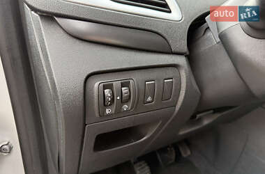 Минивэн Renault Grand Scenic 2010 в 