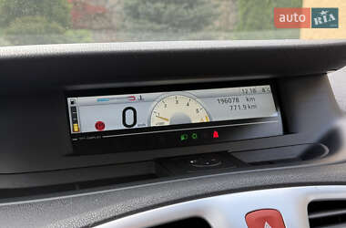 Минивэн Renault Grand Scenic 2010 в 