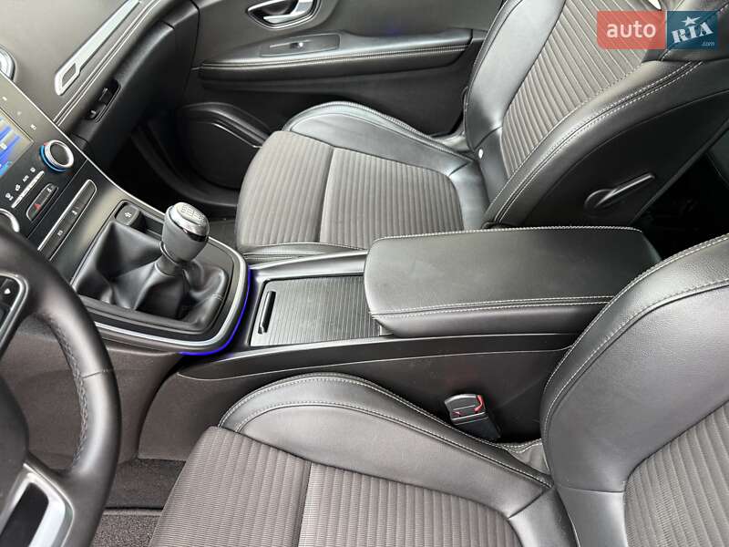 Минивэн Renault Grand Scenic 2017 в Стрые