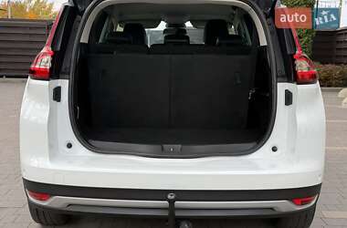 Минивэн Renault Grand Scenic 2017 в 