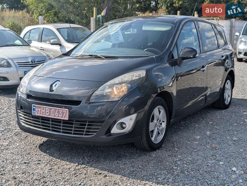 Renault Grand Scenic 2011