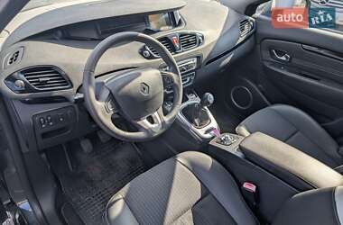 Минивэн Renault Grand Scenic 2011 в 