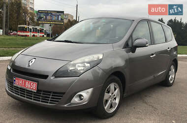 Мінівен Renault Grand Scenic 2012 в 