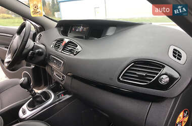 Мінівен Renault Grand Scenic 2012 в 