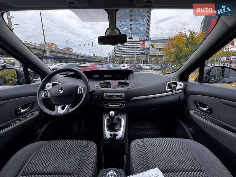 Мінівен Renault Grand Scenic 2011 в Дніпрі