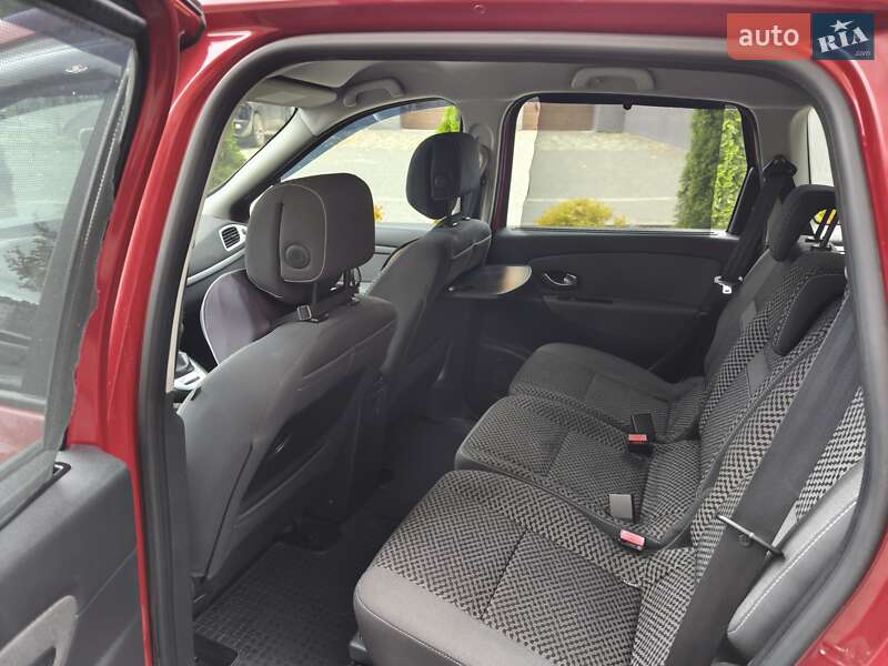Минивэн Renault Grand Scenic 2011 в Ивано-Франковске