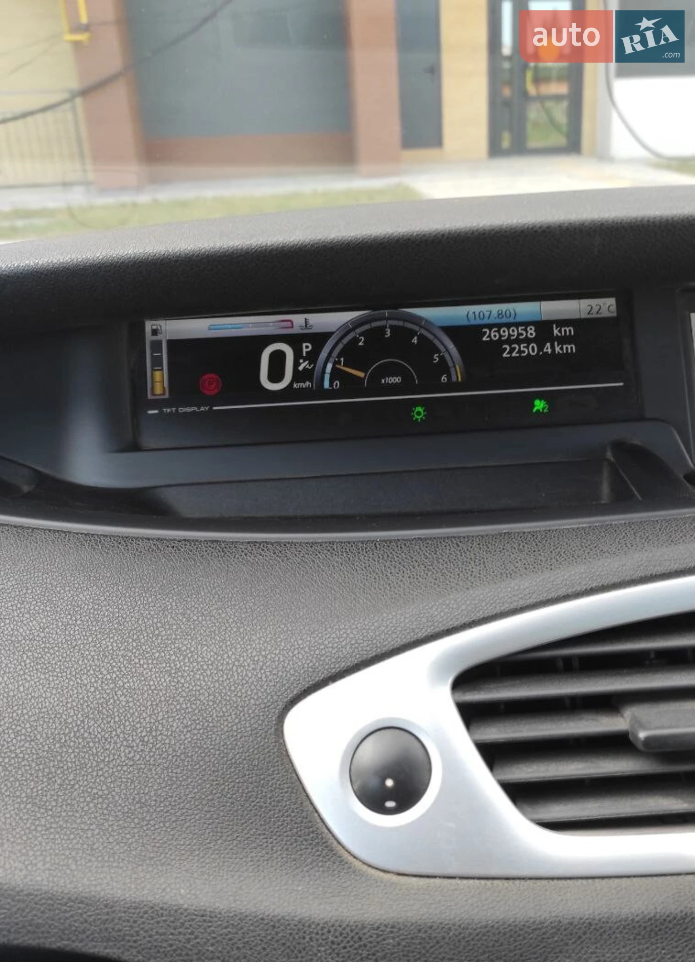 2010 Renault Scenic - мініатюра 21