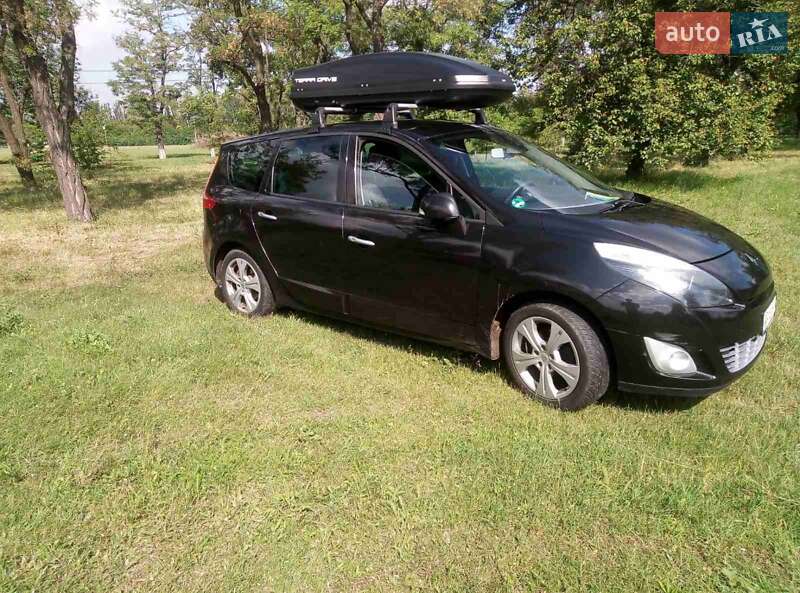 Минивэн Renault Grand Scenic 2010 в Запорожье
