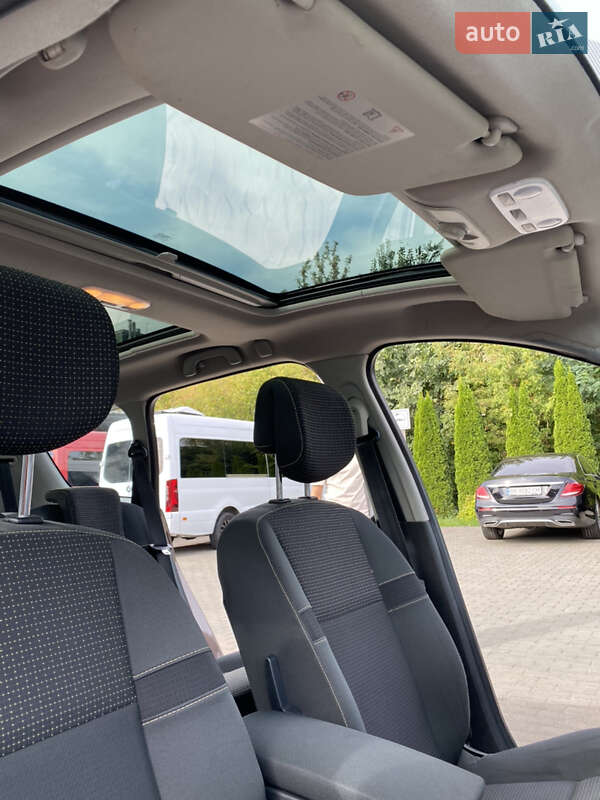 Минивэн Renault Grand Scenic 2010 в Ровно