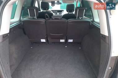 Минивэн Renault Grand Scenic 2012 в 
