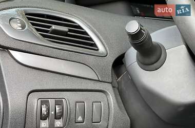 Минивэн Renault Grand Scenic 2011 в 