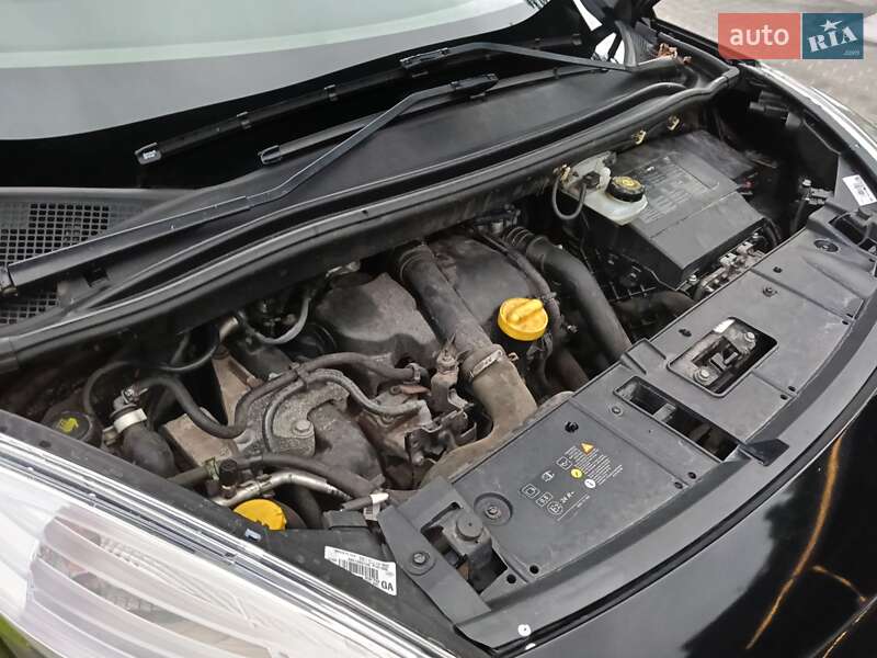 Минивэн Renault Grand Scenic 2016 в Львове фото 29 Минивэн Renault Grand Scenic 2016 в Львове