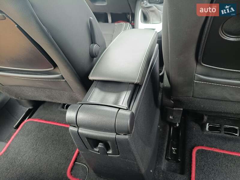 Минивэн Renault Grand Scenic 2016 в Львове фото 69 Минивэн Renault Grand Scenic 2016 в Львове