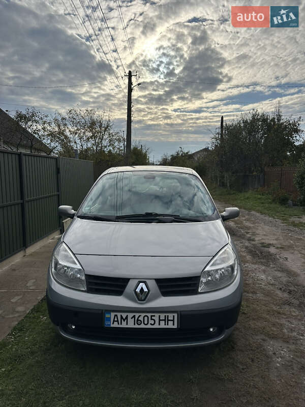 Минивэн Renault Grand Scenic 2005 в Житомире