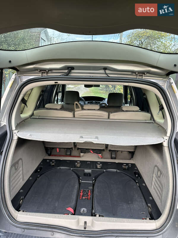 Минивэн Renault Grand Scenic 2005 в Житомире