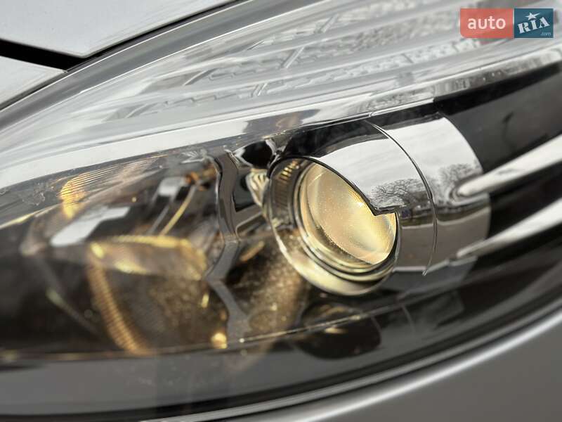 Минивэн Renault Grand Scenic 2012 в Киеве