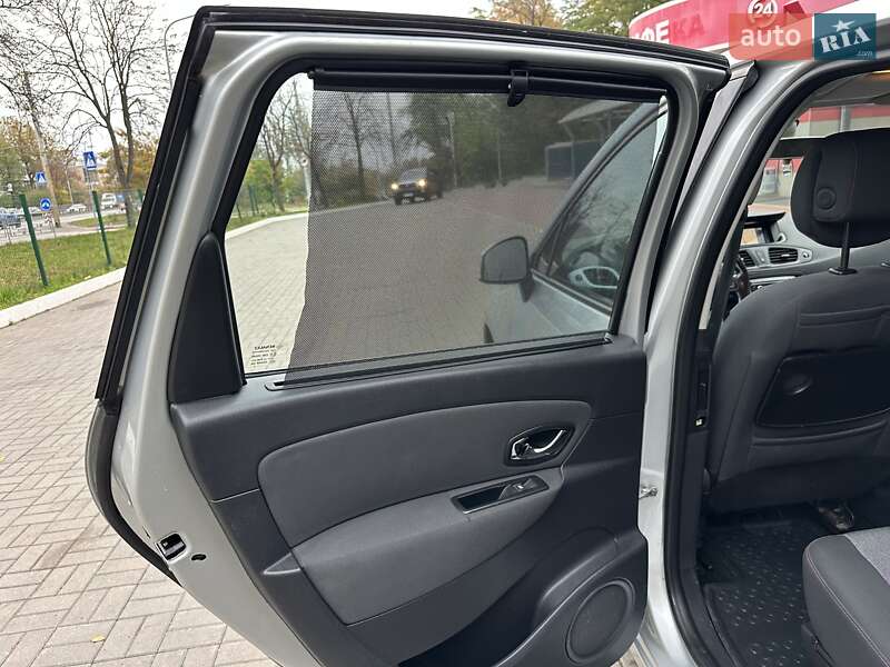 Минивэн Renault Grand Scenic 2012 в Киеве
