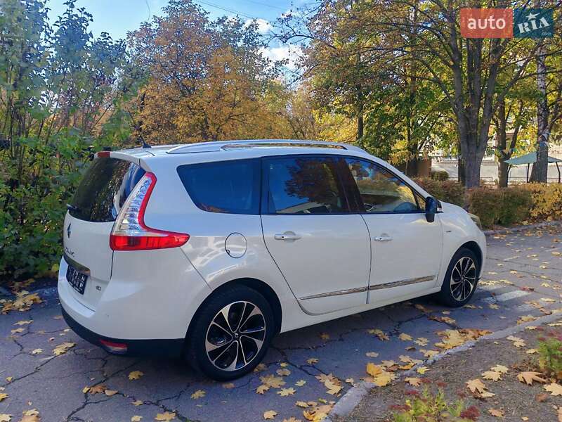 Мінівен Renault Grand Scenic 2016 в Дніпрі