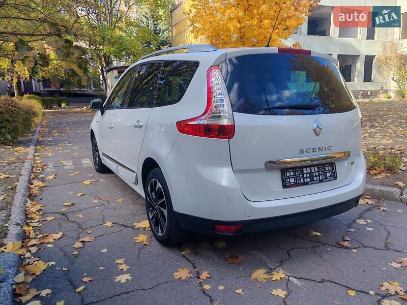 Мінівен Renault Grand Scenic 2016 в Дніпрі