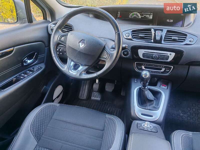 Мінівен Renault Grand Scenic 2016 в Дніпрі