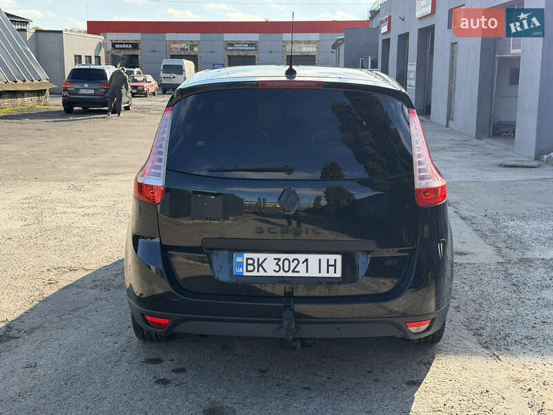 Минивэн Renault Grand Scenic 2011 в Дубровице