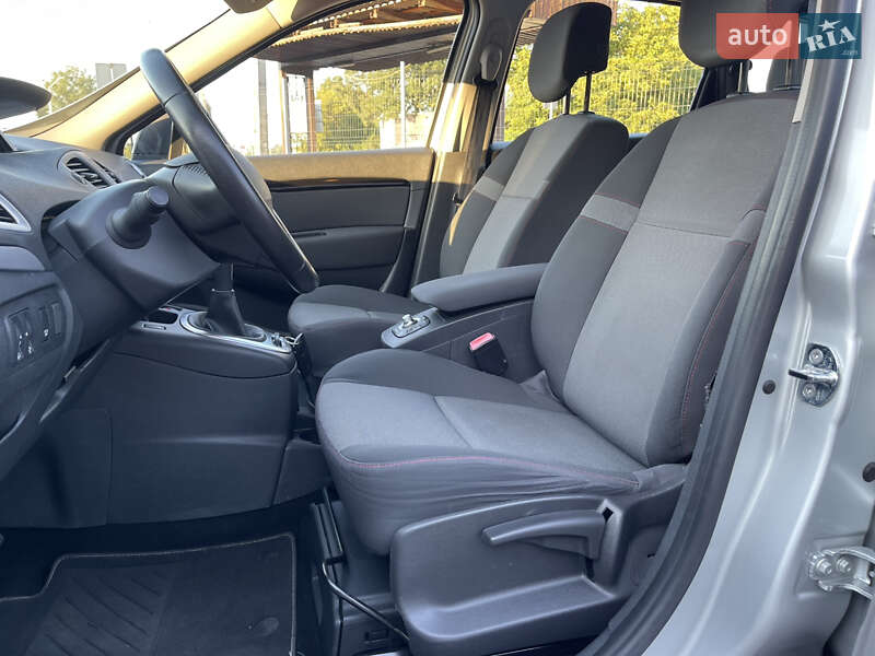 Минивэн Renault Grand Scenic 2014 в Черновцах фото 8 Минивэн Renault Grand Scenic 2014 в Черновцах