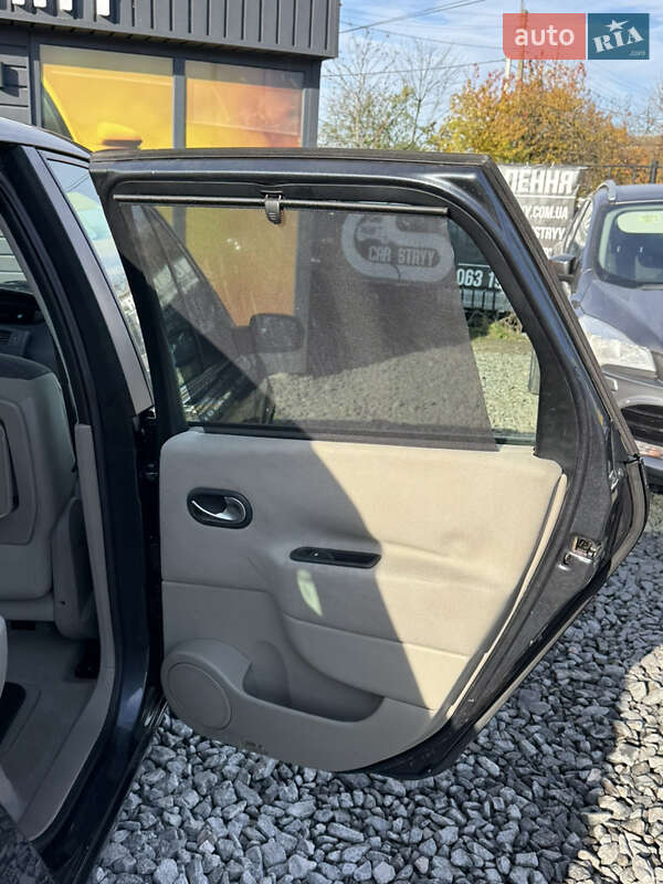 Минивэн Renault Grand Scenic 2005 в Стрые