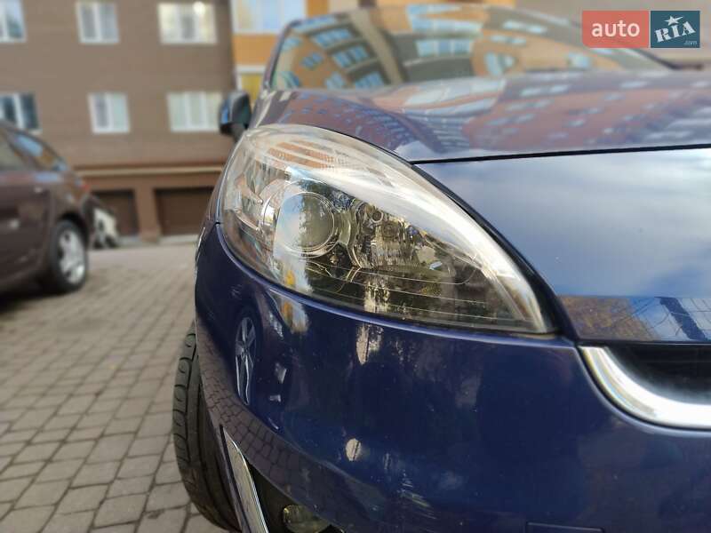 Минивэн Renault Grand Scenic 2012 в Житомире