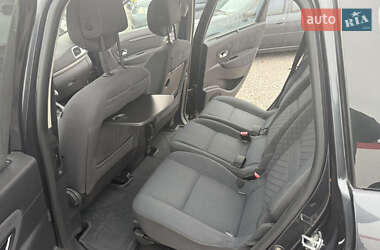Минивэн Renault Grand Scenic 2010 в 