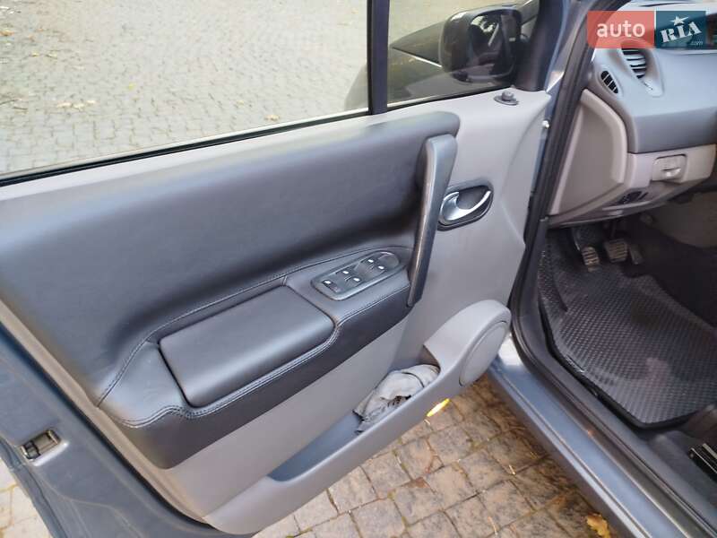 Минивэн Renault Grand Scenic 2006 в Черновцах фото 18 Минивэн Renault Grand Scenic 2006 в Черновцах