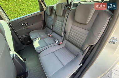 Минивэн Renault Grand Scenic 2015 в 
