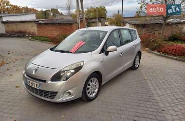 Минивэн Renault Grand Scenic 2010 в Надворной