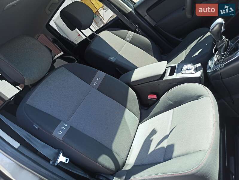 Минивэн Renault Grand Scenic 2012 в Шумске