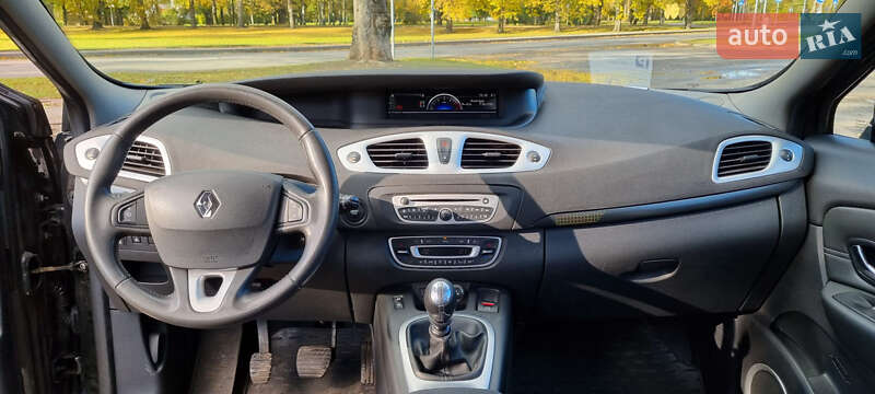 Мінівен Renault Grand Scenic 2009 в Дніпрі фото 6 Мінівен Renault Grand Scenic 2009 в Дніпрі
