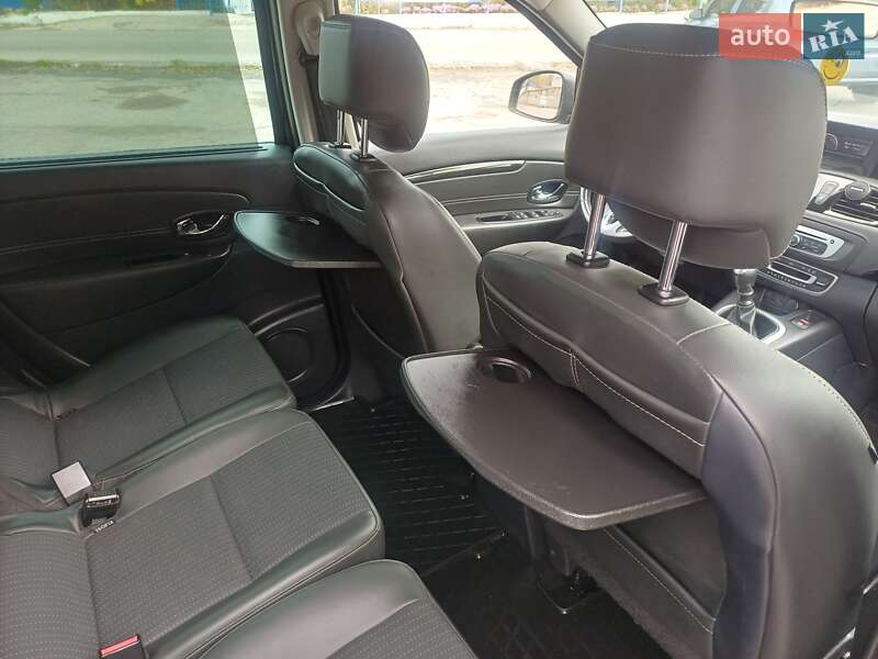 Минивэн Renault Grand Scenic 2015 в Каменском фото 26 Минивэн Renault Grand Scenic 2015 в Каменском