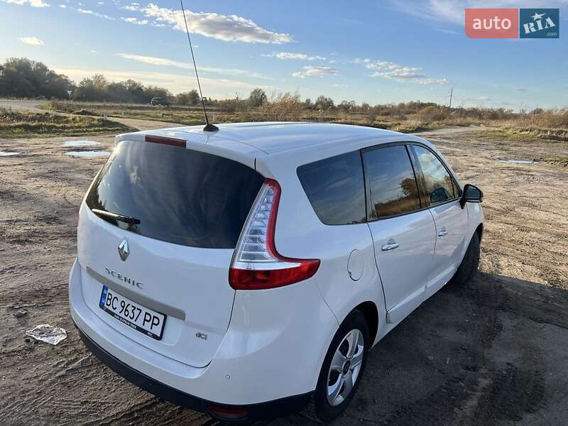 Renault Grand Scenic 2012 Renault Grand Scenic 2012