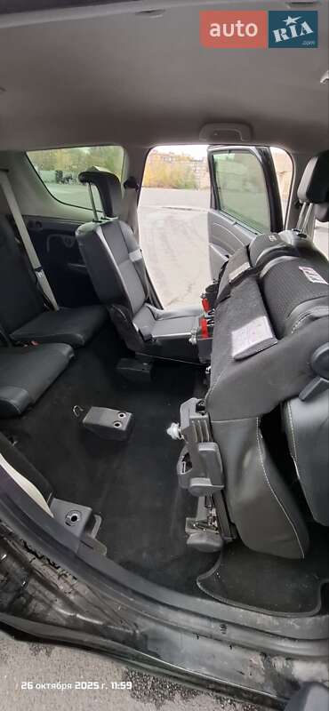 Мінівен Renault Grand Scenic 2012 в Миколаєві фото 5 Мінівен Renault Grand Scenic 2012 в Миколаєві