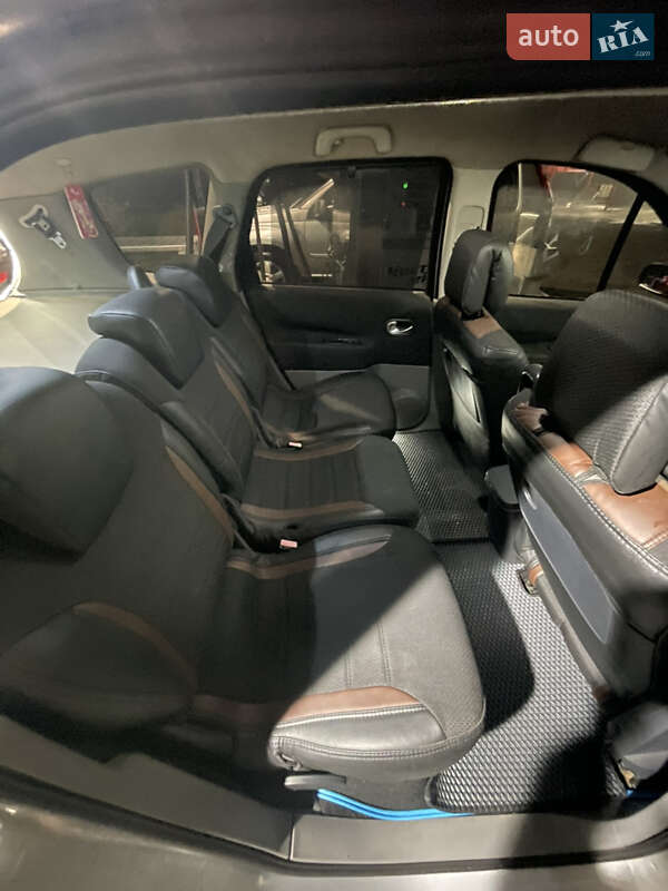 Минивэн Renault Grand Scenic 2004 в Виннице