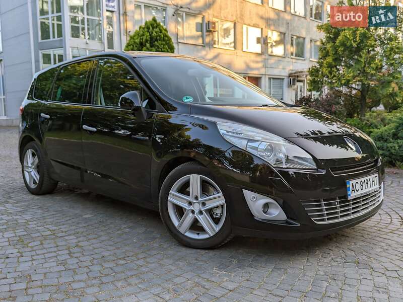 Renault Grand Scenic 2011 Renault Grand Scenic 2011