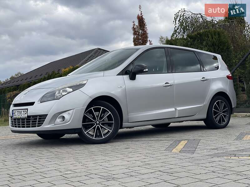 Renault Grand Scenic 2011