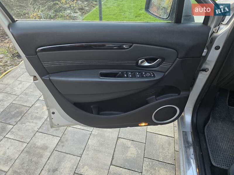 Минивэн Renault Grand Scenic 2011 в Луцке фото 2 Минивэн Renault Grand Scenic 2011 в Луцке