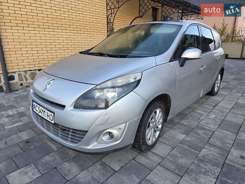 Минивэн Renault Grand Scenic 2011 в Луцке фото 5 Минивэн Renault Grand Scenic 2011 в Луцке