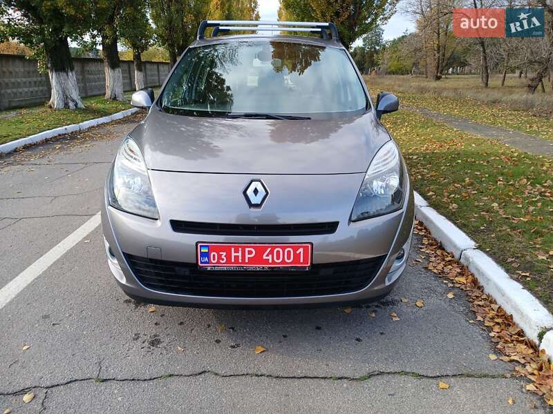 Минивэн Renault Grand Scenic 2010 в Кременчуге фото 9 Минивэн Renault Grand Scenic 2010 в Кременчуге