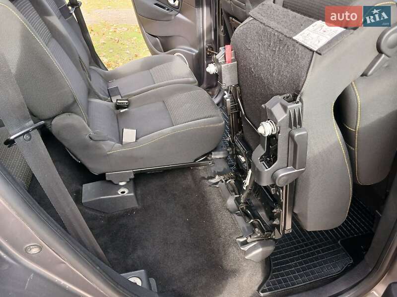 Минивэн Renault Grand Scenic 2010 в Кременчуге фото 29 Минивэн Renault Grand Scenic 2010 в Кременчуге