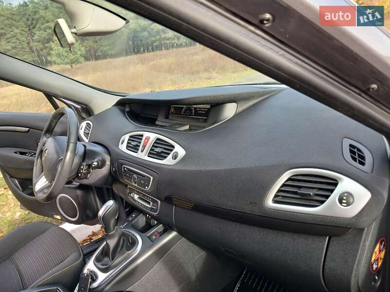 Минивэн Renault Grand Scenic 2010 в Кременчуге фото 34 Минивэн Renault Grand Scenic 2010 в Кременчуге